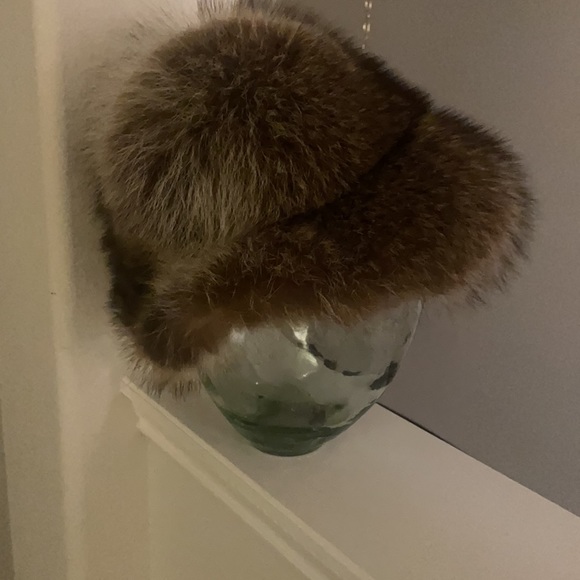 Furry Opossum Hat - Picture 2 of 3